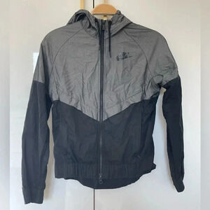 Nike light jacket black  and gray size XS